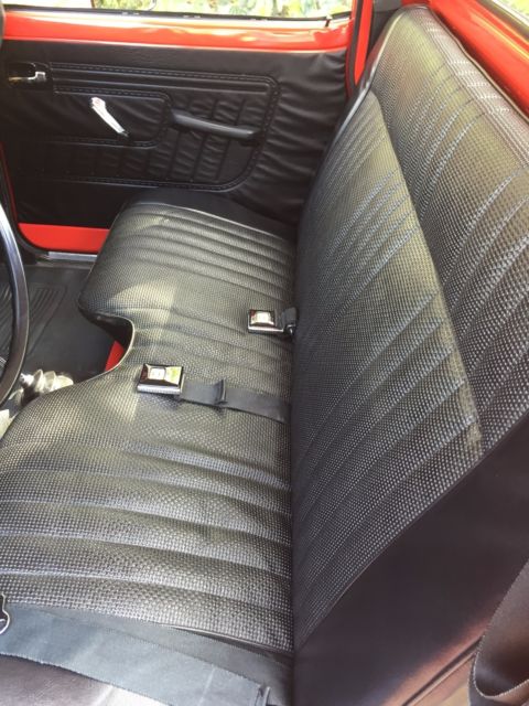 Datsun 620 seat with indentation.jpg