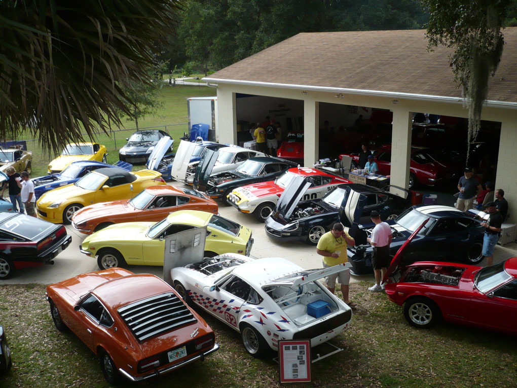 BillsGarageParty1.jpg