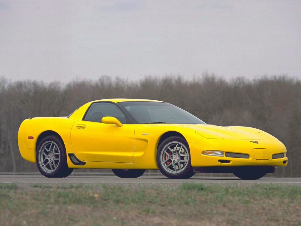 yellow vette.jpg