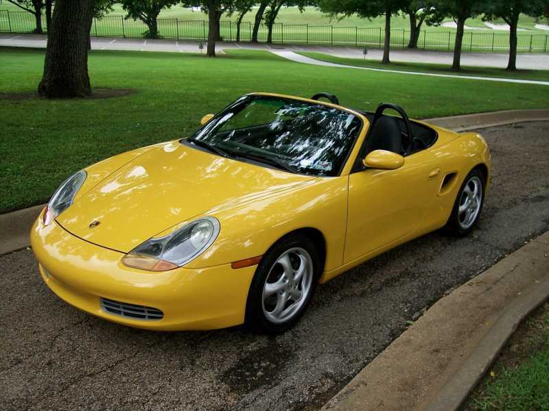 boxster_lf_qtr_50_176.jpg