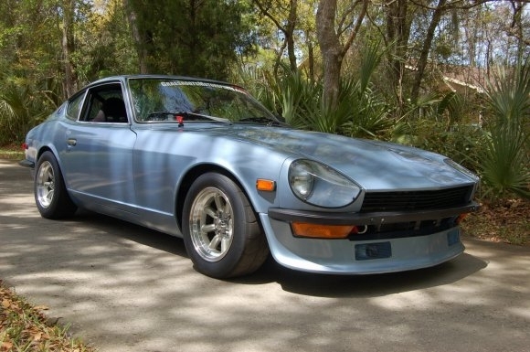 1971_Datsun_240Z_c.jpg