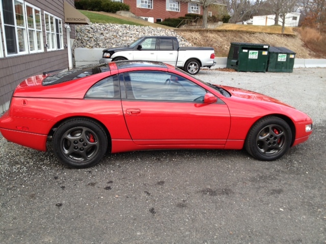 z32 stock wheels.JPG