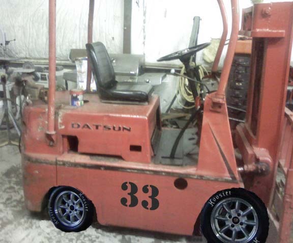 DATSUN FORKLIFT 33 copy.jpg