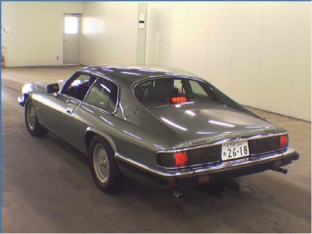 XJS V12 coupe.jpg