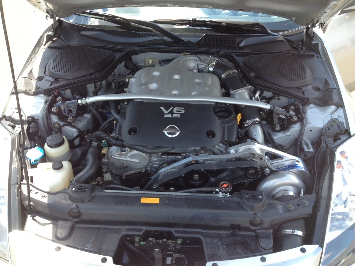 350z engine.JPG