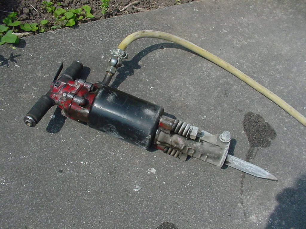 Pneumatic_drill.jpg